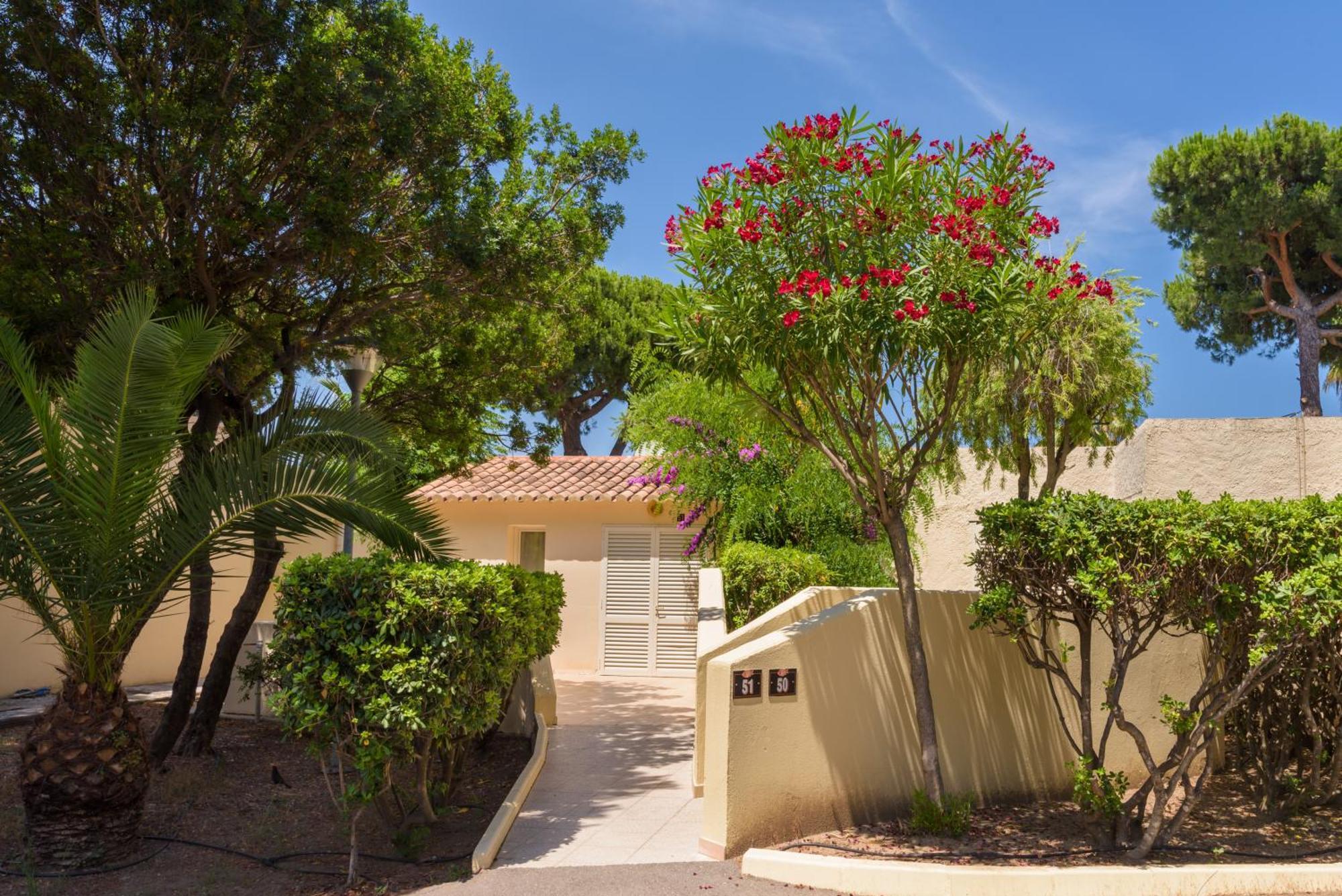 Residence San Pellegrino Folelli Εξωτερικό φωτογραφία