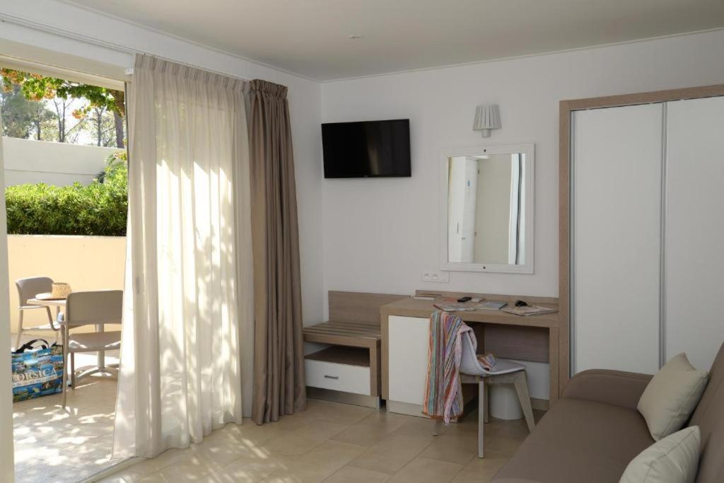 Residence San Pellegrino Folelli Εξωτερικό φωτογραφία